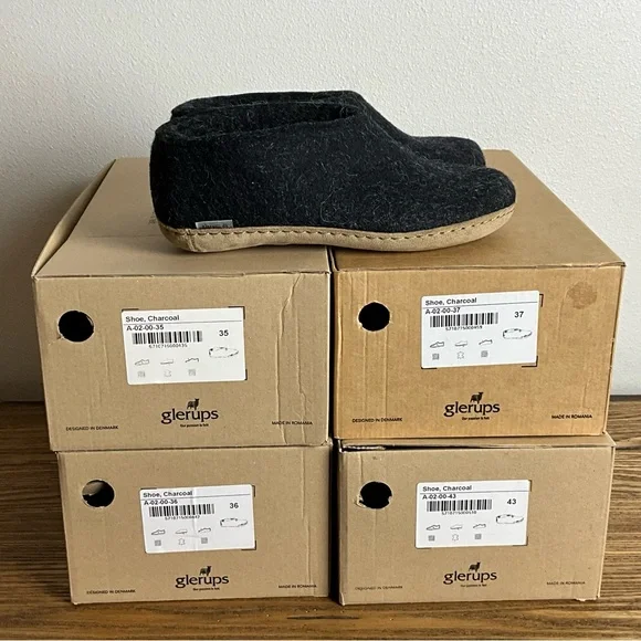 Glerups Charcoal Wool Slippers, New in Box - Picture 8 of 12